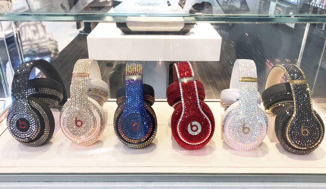Custom Crystal Headphones Bedazzled with Swarovski Crystals - Luxury  Bling Headphones by ICY Couture