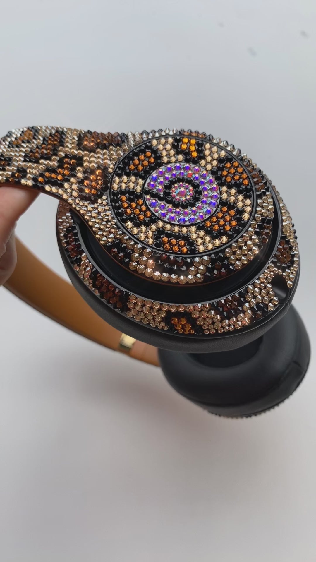 Watch Captivating Video of Gorgeous ICY Couture Custom Crystallized Beats Headphones in Sparkling Swarovski Crystals.