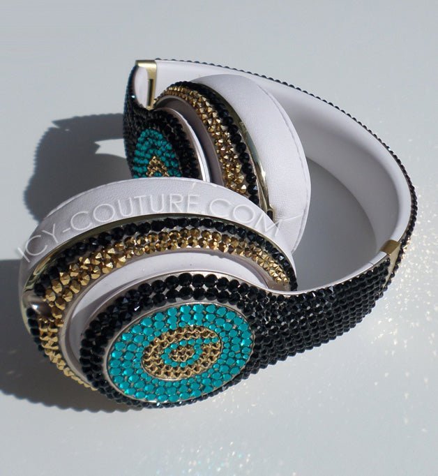 ICY HAUTE Crystal Designs on Headphones - ICY Couture