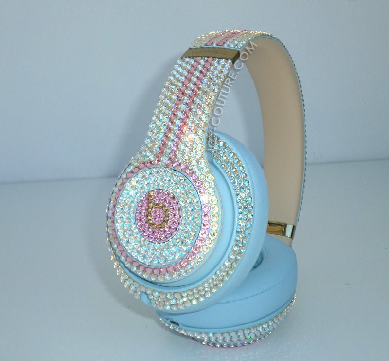 ICY HAUTE Crystal Designs on Headphones - ICY Couture